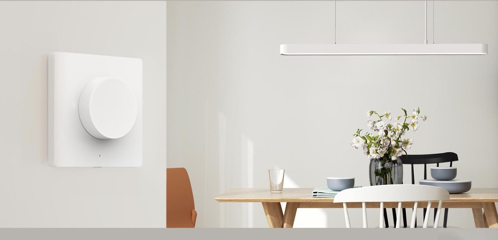 房间的摆设布局
中度可信度描述已自动生成